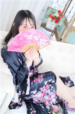 風俗 (人妻ヘルス（トクヨク） 中洲) 華女 れいな ビッグデザイア